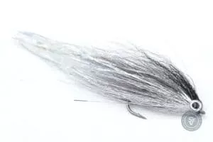 Hollow Deceiver pike fly in silver