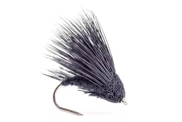 Streaking Caddis dry fly in black